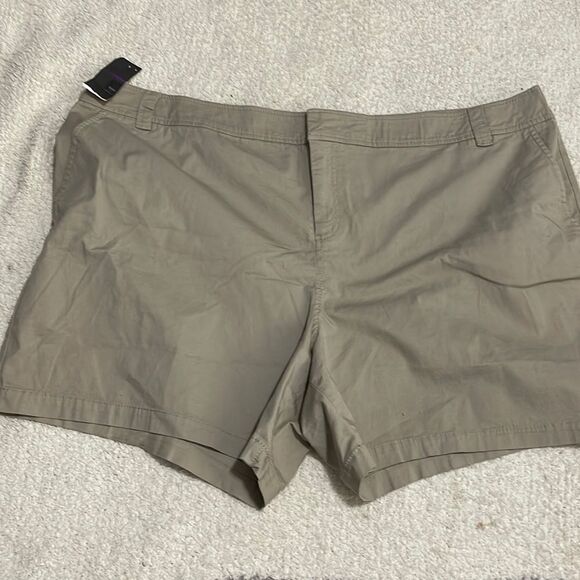 NWT- Mossimo - 26W - Picture 1 of 5